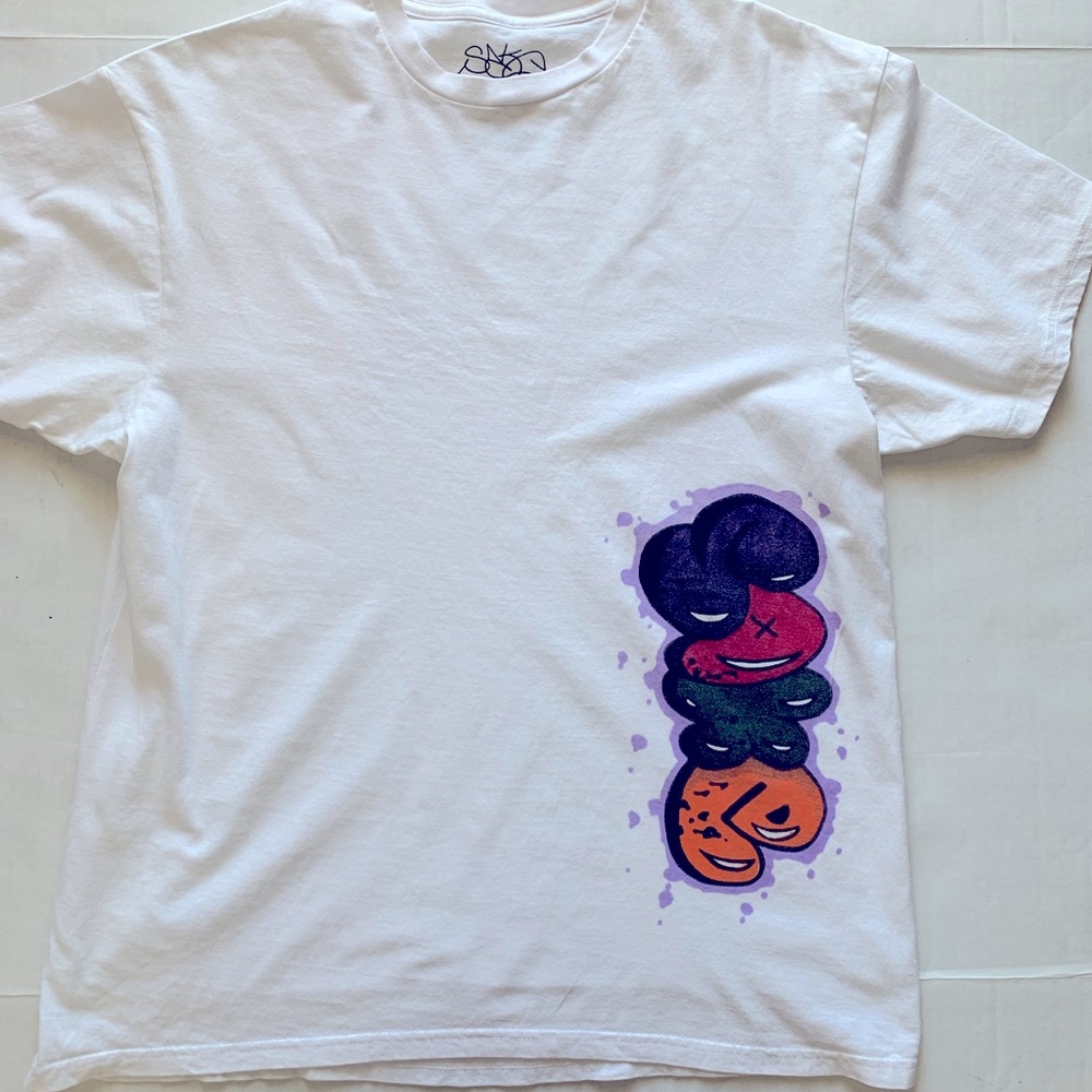 SAKE GRAFFITI TEE SIZE LARGE